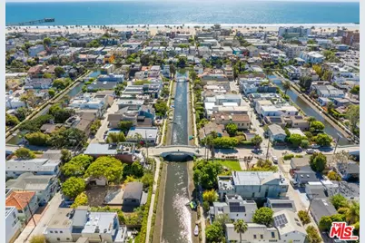 404 Linnie Canal, Venice, CA 90291 - Photo 22