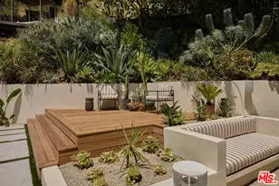 7939 Hillside Ave, Los Angeles, CA 90046 - Photo 16