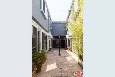 36 Navy St #9, Los Angeles, CA 90291 - Photo 2