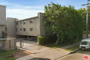 6590 Hazeltine Ave, Los Angeles, CA 91401 - Photo 16