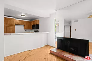 950 N Kings Rd, West Hollywood, CA 90069 - Photo 10
