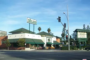 4506 Saugus Ave, Los Angeles, CA 91403 - Photo 22