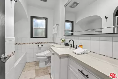 8908 Gibson St, Los Angeles, CA 90034 - Photo 22