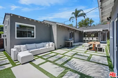 4744 Camellia Ave, Valley Village, CA 91602 - Photo 44