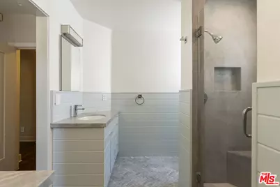 412 S Citrus Ave, Los Angeles, CA 90036 - Photo 24
