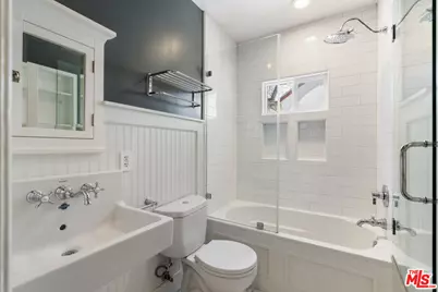 412 S Citrus Ave, Los Angeles, CA 90036 - Photo 32
