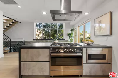 1033 N Vista St, West Hollywood, CA 90046 - Photo 8