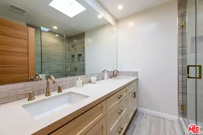 717 S Westgate Ave, Los Angeles, CA 90049 - Photo 20
