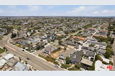 2316 Cliff Dr, Newport Beach, CA 92663 - Photo 4