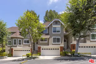 20950 Oxnard St, Woodland Hills, CA 91367 - Photo 2