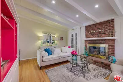 21447 Providencia St, Woodland Hills, CA 91364 - Photo 12