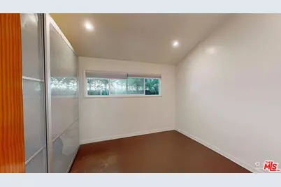 320 Grand Blvd, Los Angeles, CA 90291 - Photo 24