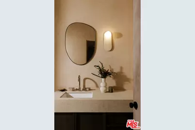 2441 Harwood St, Los Angeles, CA 90031 - Photo 40