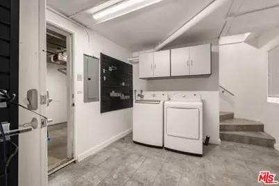 1160 Granville Ave #108, Los Angeles, CA 90049 - Photo 40