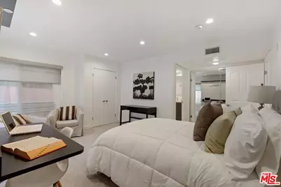 1160 Granville Ave #108, Los Angeles, CA 90049 - Photo 26