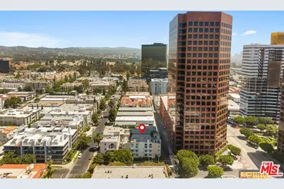 1160 Granville Ave #108, Los Angeles, CA 90049 - Photo 52