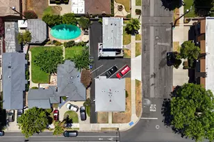 1138 N Parish Pl, Burbank, CA 91506 - Photo 4