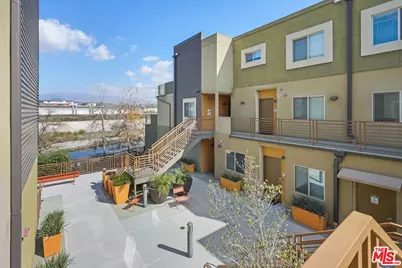 2974 Ripple Pl #202, Los Angeles, CA 90039 - Photo 26