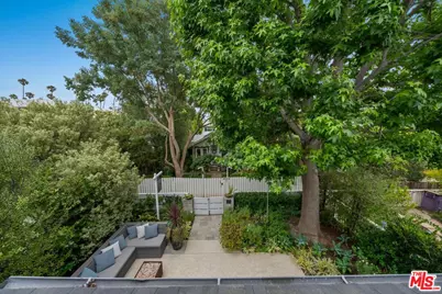 821 Amoroso Pl, Venice, CA 90291 - Photo 36