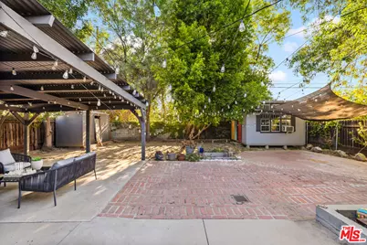 5751 Andasol Ave, Encino, CA 91316 - Photo 24