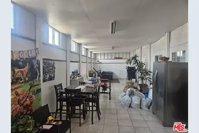 4922 W 104th St, Inglewood, CA 90304 - Photo 10
