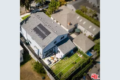11420 Biona Dr, Los Angeles, CA 90066 - Photo 28