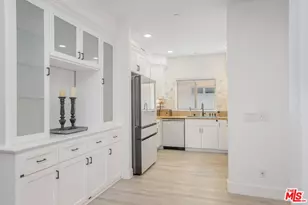 5737 Camellia Ave, North Hollywood, CA 91601 - Photo 10
