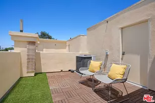 5737 Camellia Ave, North Hollywood, CA 91601 - Photo 22