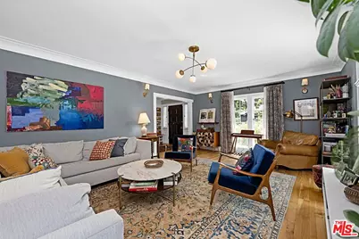 379 N Ridgewood Pl, Los Angeles, CA 90004 - Photo 6