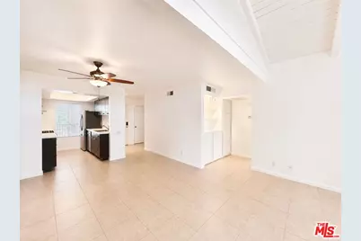 2170 S Palm Canyon Dr #28, Palm Springs, CA 92264 - Photo 20