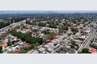 3118 W 43rd Pl, Los Angeles, CA 90008 - Photo 56