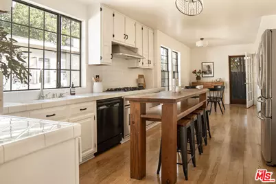 1518 N Stanley Ave, Los Angeles, CA 90046 - Photo 12