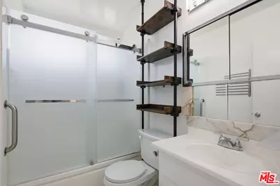 4065 Ursula Ave #6, Los Angeles, CA 90008 - Photo 12