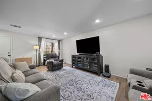 19124 Hamlin St, Reseda, CA 91335 - Photo 4
