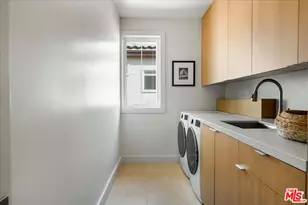 541 S Westgate Ave, Los Angeles, CA 90049 - Photo 30