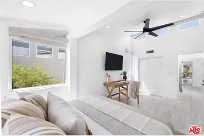 2331 Eastern Canal, Venice, CA 90291 - Photo 48