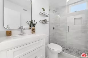 2331 Eastern Canal, Venice, CA 90291 - Photo 46