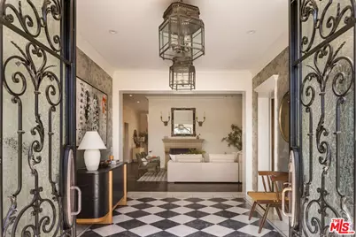 1335 Club View Dr, Los Angeles, CA 90024 - Photo 4