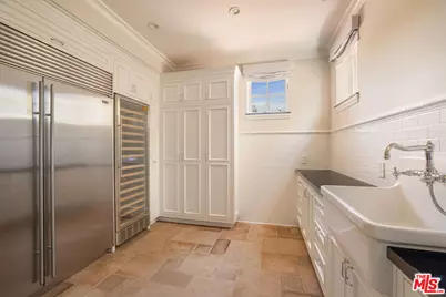 1335 Club View Dr, Los Angeles, CA 90024 - Photo 22