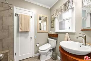 1001 Farnam St, Los Angeles, CA 90042 - Photo 34