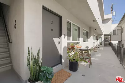536 N Orlando Ave #2, Los Angeles, CA 90048 - Photo 16