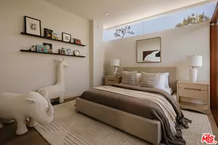 212 S Saltair Ave, Los Angeles, CA 90049 - Photo 28