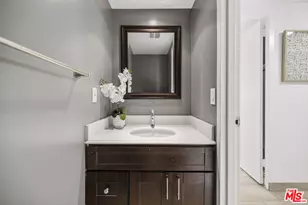 10701 Wilshire Blvd, Los Angeles, CA 90024 - Photo 24