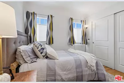 7870 Truxton Ave, Los Angeles, CA 90045 - Photo 6
