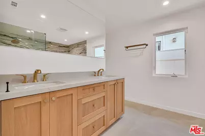 5433 Tampa Ave, Los Angeles, CA 91356 - Photo 28