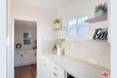 10911 Lemay St, Los Angeles, CA 91606 - Photo 14