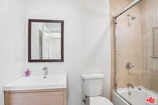 2541 Carmona Ave, Los Angeles, CA 90016 - Photo 16