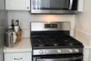 701 Lorraine Blvd, Los Angeles, CA 90005 - Photo 10