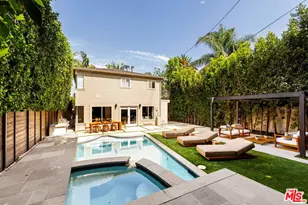 825 Huntley, West Hollywood, CA 90069 - Photo 1