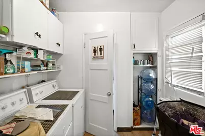 17646 Delano St, Los Angeles, CA 91316 - Photo 14